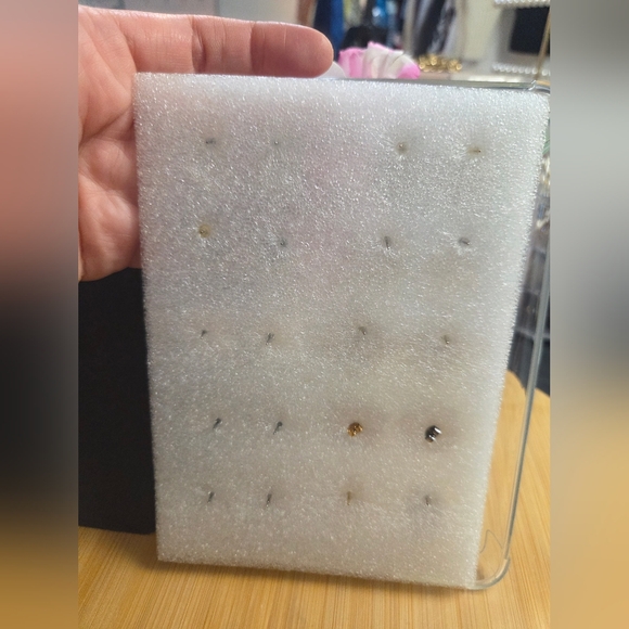 Vintage & Modern Post Back Earrings Bundle Lot of 10 Sets - Picture 7 of 7